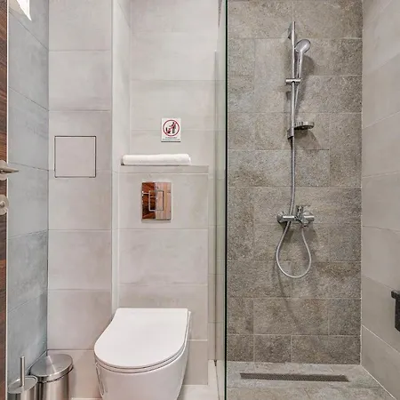Хотел “Чудните Мостове” Hotel 2*