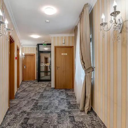Хотел “Чудните Мостове” Hotel 2*